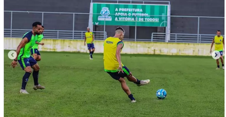 André Lessa desfalca o Cruzeiro diante do ASA; Colina é dúvida