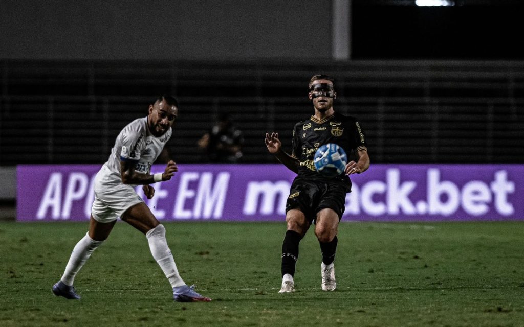 Em jogo atrasado, CRB empata com o Avaí e estaciona no meio da tabela da Série B