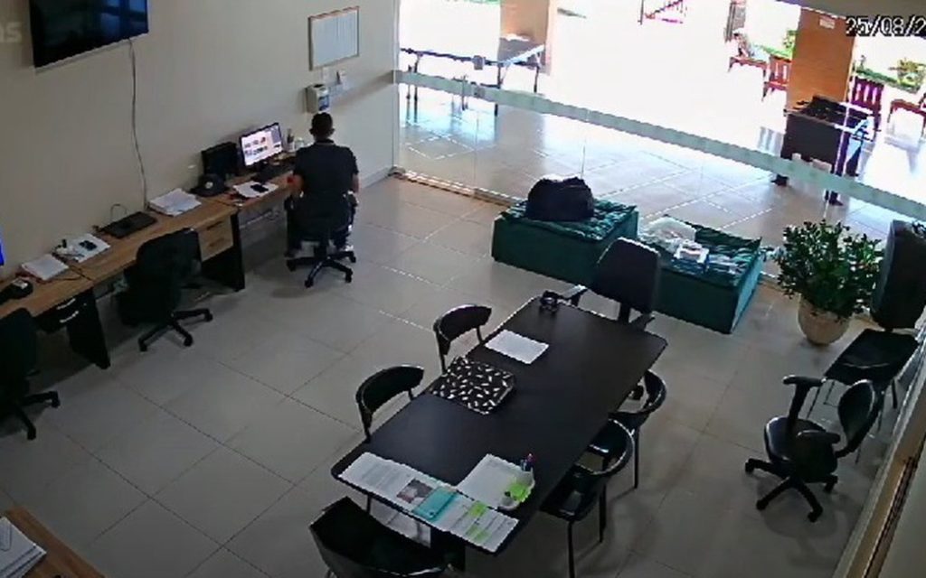 Vídeo: câmera de segurança registra tremor de terra em Arapiraca; USP faz comunicado sobre o tremor