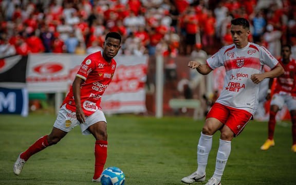 CRB venceu o Vila Nova por 1 a 0 e encosta no G4 da Série B