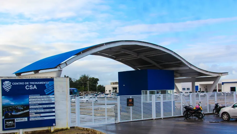 CSA trabalha novos nomes para a diretoria de futebol e Rafael Tenório deve continuar na presidência