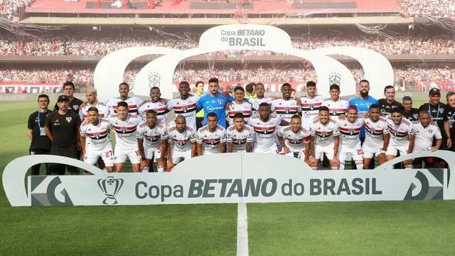 São Paulo empata com o Flamengo e é campeão da Copa do Brasil