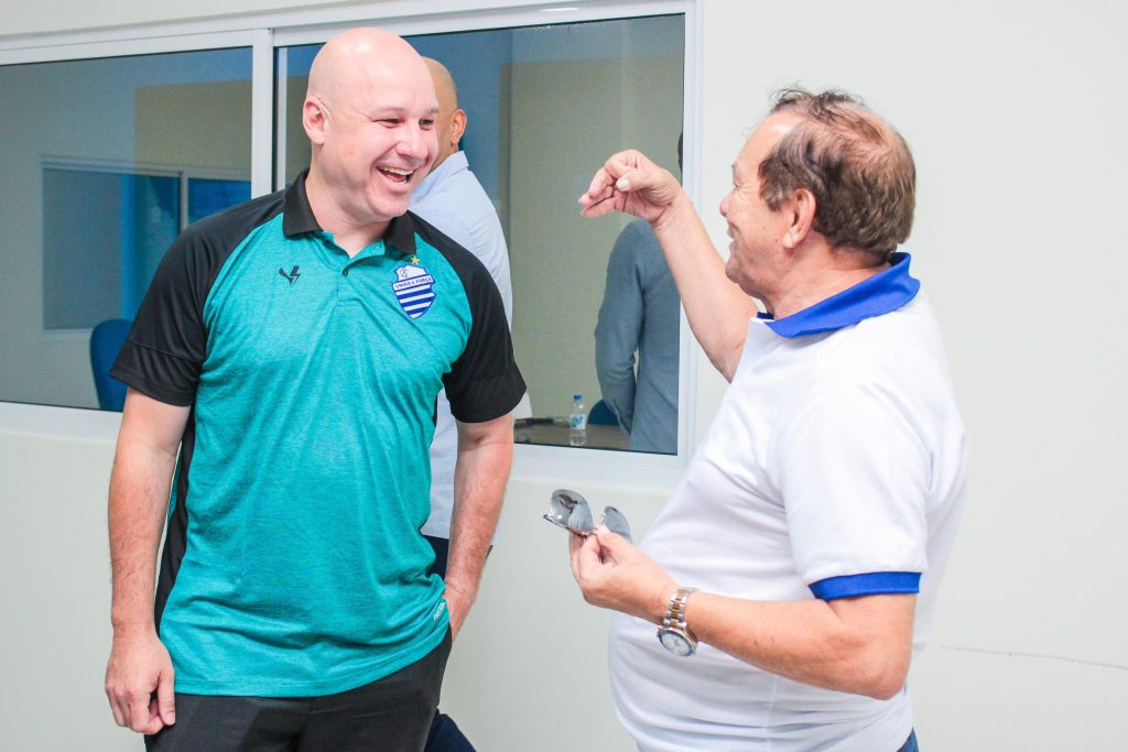 Rogério Corrêa é o novo treinador do CSA