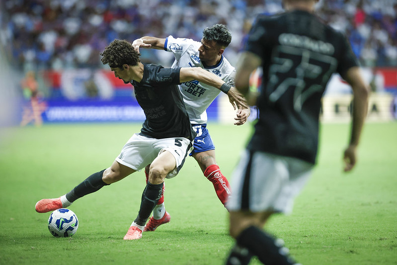 Bahia 1 x 1 Corinthians – Corinthians alternativo empata no fim com gol do espanhol Hernández