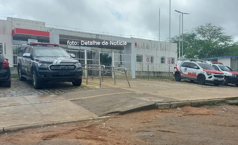 Mulher atinge a própria irmã com golpe de tesoura em Maribondo